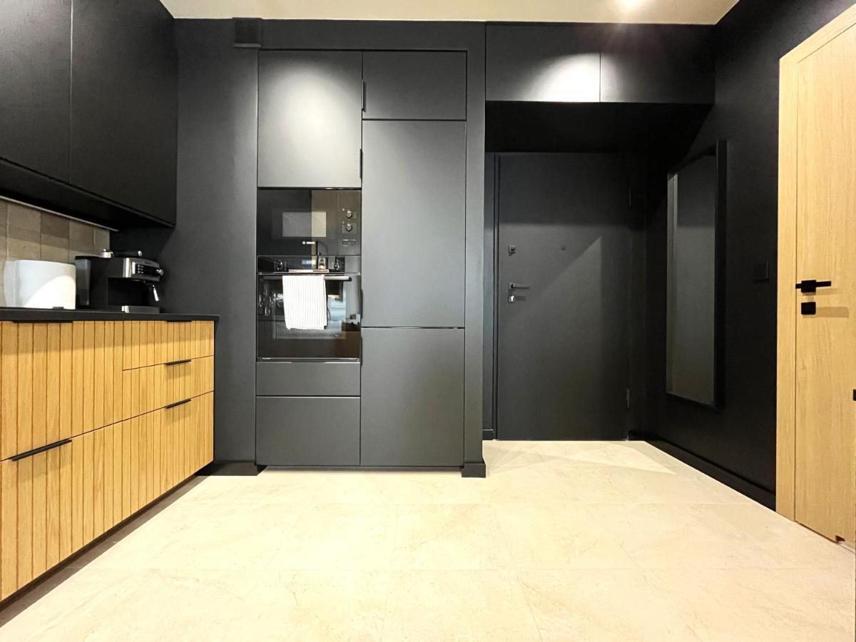 Wyszynskiego Apartment - Self Check-In 20H - Parking &Lift Wrocław Eksteriør bilde